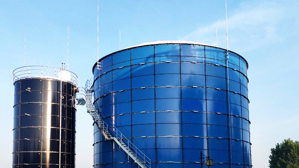 Epoxy Coated Steel Tanks vs Glass Fused Steel Tanks